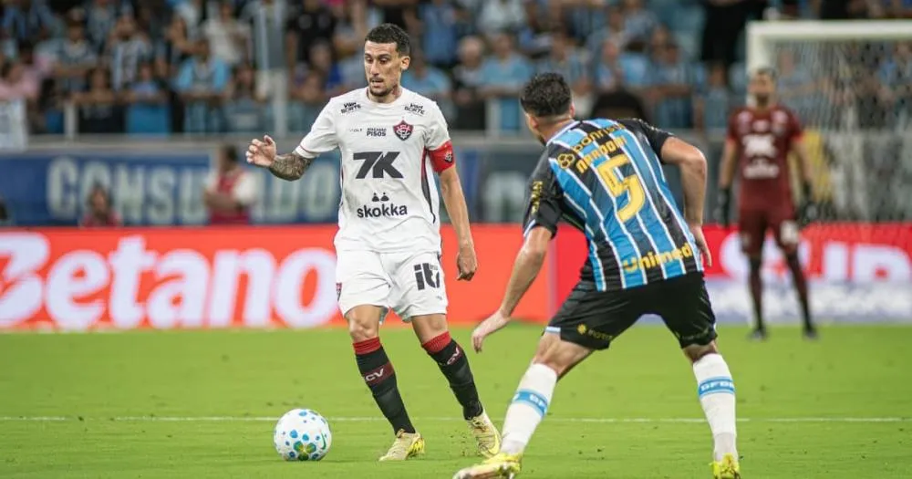 Camutanga marca contra, Vitória é dominado e perde para o Grêmio em Porto Alegre